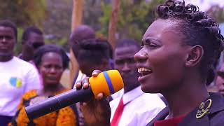 Laureen Otieno Performing Duog Ir Yesu At Rabuor Masawa Camp Meeting [upl. by Kele313]