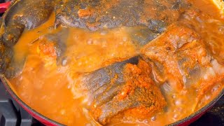 How To Make Catfish Pepper Soup  Very Delicious Nigerian Food Recipe [upl. by Cloris]