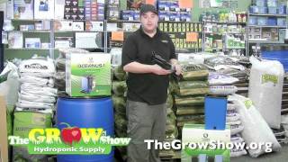 Flo n Gro Flood and Drain System explained  Grow Show Hydroponic Supplies [upl. by Dirraj]