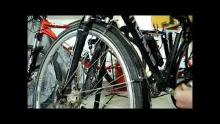 How to replace the front fender of a trekking  city bike Tutorial 005 [upl. by Eilsel]