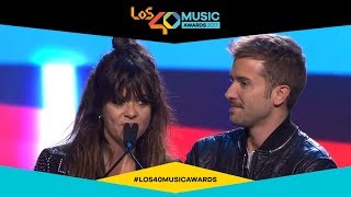 Vanesa Martín premio a la artista del año  LOS40 Music Awards 2017 [upl. by Ines]