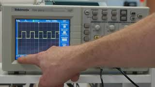 Basics of using an oscilloscope [upl. by Derriey]