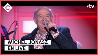 Michel Jonasz en live sur la scène de C à vous  02022023 [upl. by Arracahs]