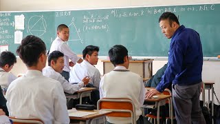 Une journée dans un lycée professionnel au Japon [upl. by Rodenhouse]