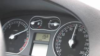 Renault Laguna 2 20 dCi 150cv 0100mov [upl. by Jacobs238]