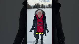 Esta madre se arrepintió de haberle lanzado una bola de nieve a su hijo  😱❤️ [upl. by Mullac]