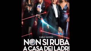 non si ruba a casa dei ladri film completo 2016 [upl. by Didier]