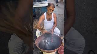 Mumfhali bech ke li luxury car streetfood mostfamousfoodofdelhi indianfood [upl. by Yoreel588]