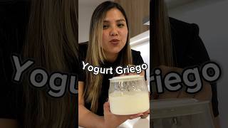 Yogurt Griego 🇬🇷🍓 Casero en Yogurtera yogurtgriego receta diy [upl. by Rahr]