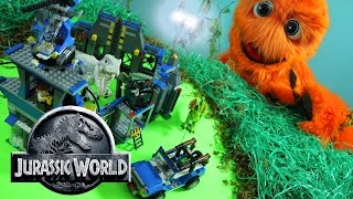 Lego Jurassic World  Indominus Rex vs TRex [upl. by Ellatsyrc]