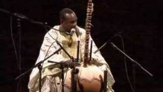 Toumani Diabaté  Cantelowes live at El Real Alcazar [upl. by Gildea788]