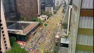 Um panorama da avenida Paulista no ato convocado por Jair Bolsonaro perto das 15h deste domingo 2 [upl. by Lyreb]