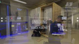 Unboxing Roboze Plus Pro [upl. by Bridgid]