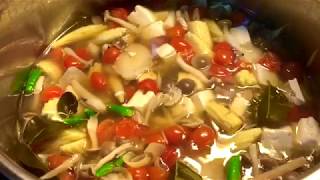 Vegetarian Tom Yum Soup  Super Easy amp Healthy Recipe 素冬陰湯 [upl. by Iaria]