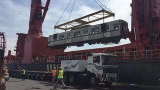 Gerbong MRT dan KRL Telah Tiba di Pelabuhan Tanjung Priok [upl. by Onairpic453]