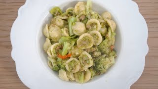 PASTA BROCCOLI E SALSICCIA la ricetta originale pugliese con le orecchiette fresche [upl. by Vastha376]