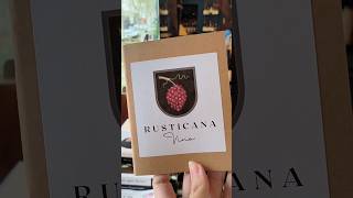 Rusticana Vinoteca en Madrid con productos groumet y arte [upl. by Yecak414]