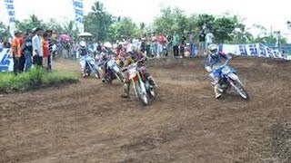 Video Motor Balap Gestrek Motocross Bantaran Sungai Kecamatan Kwadungan [upl. by Nosinned]