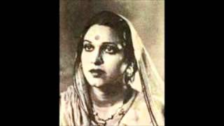 Amir Bai Karnataki  Ab tere siwa kaun mera  Qismat 1943 [upl. by Adnilrem254]