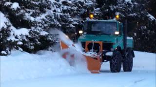 UNIMOG U1600 SCHMIDT S3 [upl. by Hsirahc807]