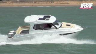 BENETEAU ANTARES 880  Essai moteurboatcom [upl. by Aicilef394]