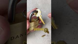 The Danlock puzzle opens with a broken key puzzles [upl. by Airlie]