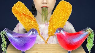 BIRD GLASS RAINBOW DRINKS WITH SEA GRAPES EATING CRISPY HOTDOG [upl. by Acinhoj]