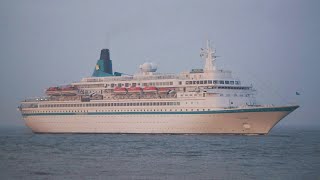 cruise ship MS ALBATROS arriving in harwich harbour 25917 [upl. by Elaynad276]