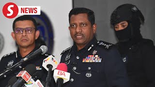 Cops arrest 10 suspects over armed robbery at Klang home [upl. by Emarej]