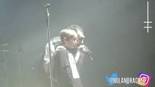 Marilyn Manson Sings quotThe Beautiful Peoplequot w Kid to Close Show [upl. by Ennaxxor]