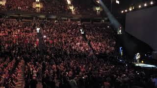 Eddie Vedder plays I Wont Back Down by Tom Petty  communicates with crowd by projector screen [upl. by Yemarej]