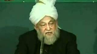 Ahmadiyya Khalifa about difference between Ahmadiyya and other sects [upl. by Airehs]