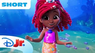 Disney Jr’s Ariel Mermaid Tales Short 1 🧜🏾‍♀️  Shimmer Song ✨  The Little Mermaid  disneyjr [upl. by Niwre212]