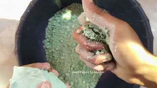 Green Bubblies 💚 Asmr  satisfying  gym chalk odly satisfying [upl. by Nnairrek249]