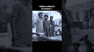 kota factory season 3 episode 1 vaibhav waiting for his Brother kotafactoryseason3 [upl. by Rollecnahc]