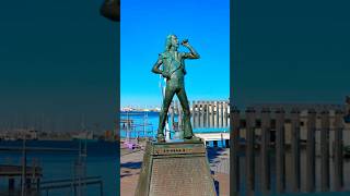 Bon Scott statue in Australia acdc rockstar legend classicrock [upl. by Tessie587]