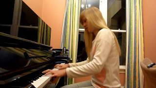 Lara plays Yiruma River Flows In You piano arrangement piano cover [upl. by Goda]