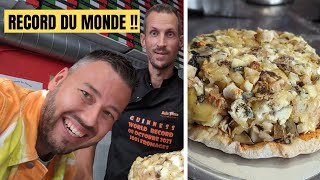 Une PIZZA aux 1001 FROMAGES  Record du monde battu  VLOG 1477 [upl. by Swirsky]