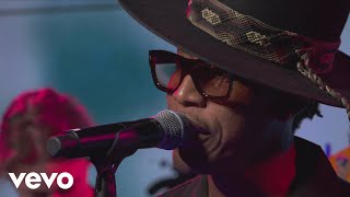 Raphael Saadiq  This World is Drunk Live Performance [upl. by Free127]