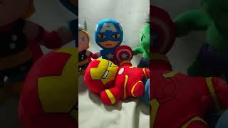 Marvel Plush Avengers  Hulk salva a Iron man marvel ironman capitanamerica thor hulk [upl. by Lazar]