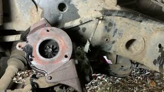 Range rover 36 tdv8 turbocharger removal without lifting body of the chassis part 2 [upl. by Leirza]