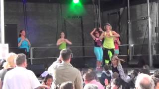 Fotia me fotia Panos Kiamos Greek Zumba Choreo Eleni Malisiova [upl. by Enobe8]