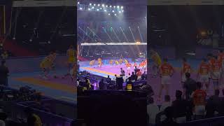 Aslam Inamdar Injury Pawan Sherawat showing true sportsmanship pkl prokabaddi season11 [upl. by Mond]