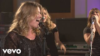 Kelly Clarkson  Since U Been Gone Walmart Soundcheck 2009 [upl. by Valleau]