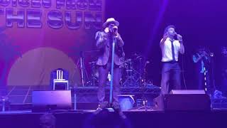 Kiss on The lips  The Dualers with Si Cranstoun Live at Wembley Arena 14th May 2022 [upl. by Araiek]