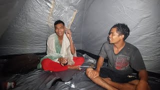 CAMPING HUJAN GERIMIS DI HUTAN TAKUT KELUAR [upl. by Ullyot]