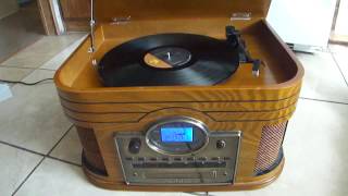 how work CROSLEY CR247 Record player CD recorder Vintage looking [upl. by Paske]