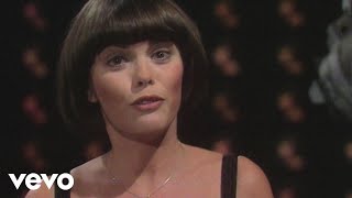 Mireille Mathieu  Der Zar und das Maedchen Galaabend der Starparade 28081975 VOD [upl. by Nitsirk]