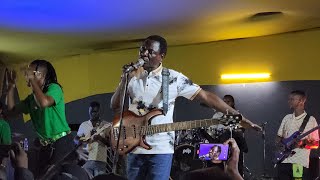 Alick Macheso Perfoming Greatest hit song Mundikumbuke Live Perfomance🎸🔥💥 [upl. by Nylidnam245]