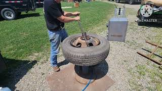 Manual Tire changer Big Four from Mainville OH Everything a harbor freight changer wants to be [upl. by Airdni]